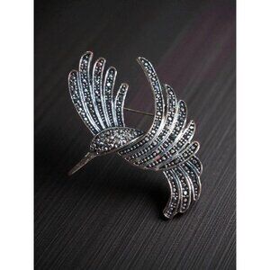 Vintage Silver-Tone Rhinestone Hummingbird Brooch Pin – 2.25" Elegant Bird Desig